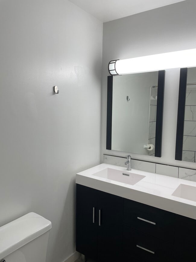 1586 E Ventnor Ave in Holladay, UT - Building Photo - Building Photo