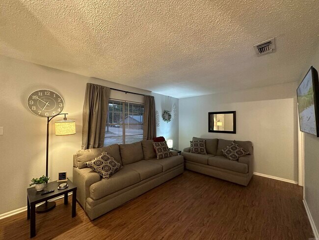 3800 Pine St in Texarkana, TX - Building Photo - Building Photo