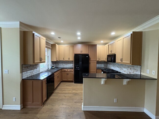 713 S Madison Pl in Tulsa, OK - Building Photo - Building Photo
