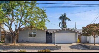 3478 Esperanza Dr in Concord, CA - Building Photo