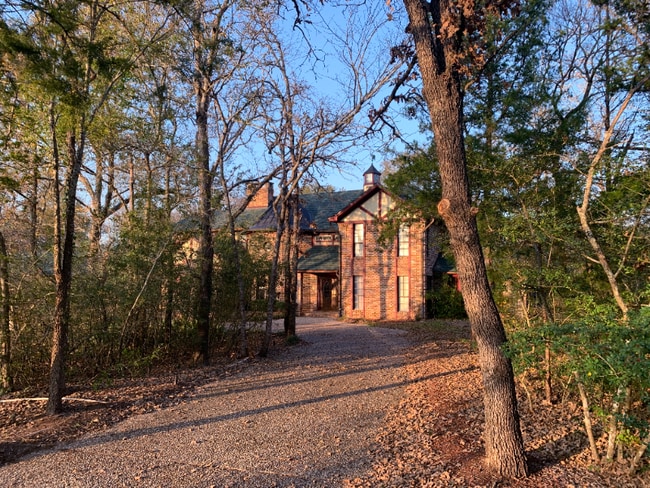 37 Pamela Ln in College Station, TX - Building Photo - Building Photo