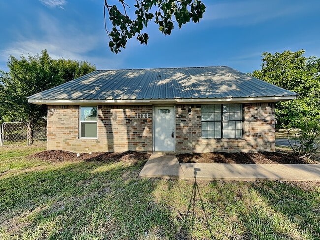 property at 1101 Bronner Dr