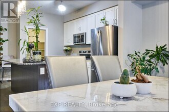 967 Wright Dr in Midland, ON - Building Photo - Building Photo