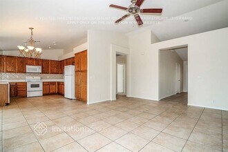 6615 N 77th Dr in Glendale, AZ - Building Photo - Building Photo