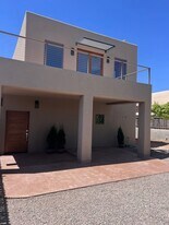 1022 Don Diego Ave in Santa Fe, NM - Building Photo