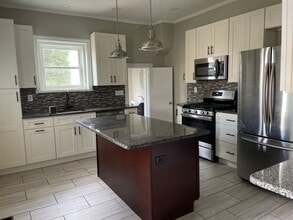 633 Locust St in Columbia, PA - Building Photo - Building Photo