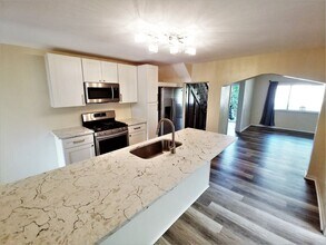 324 Millbridge St in Pittsburgh, PA - Building Photo - Building Photo