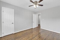 2882 W Baltimore St photo'