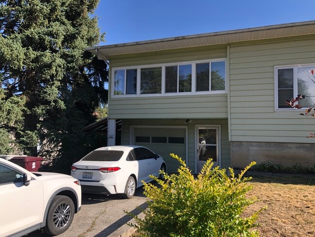 property at 147 NW Webb St