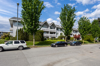 Suffolk Manor in Port Coquitlam, BC - Building Photo - Building Photo