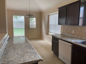 6519 Greenhouse Rd in Katy, TX - Building Photo - Building Photo