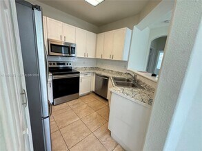 24304 SW 109th Ave in Princeton, FL - Building Photo - Building Photo