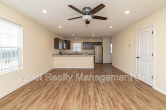 923 Warrior Hill Dr in Louisville, TN - Foto de edificio - Building Photo