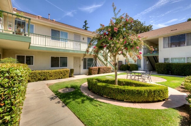 5085 N Roosevelt Ave in Fresno, CA - Building Photo - Building Photo