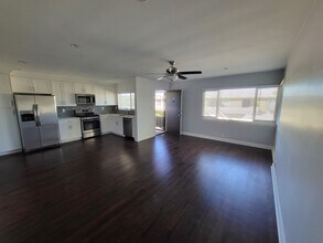 3550 Park in San Diego, CA - Building Photo - Interior Photo