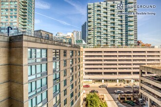 4-75-75 48th Ave, Unit FL8-ID764 in Queens, NY - Foto de edificio - Building Photo