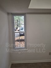 1005 Bromley Estate in Pine Hill, NJ - Building Photo - Building Photo