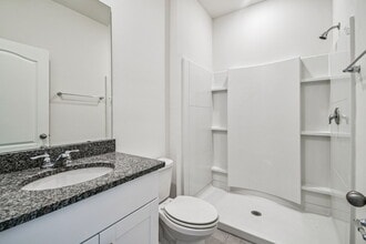 7853 Oak Reflection Lp in Davenport, FL - Building Photo - Building Photo