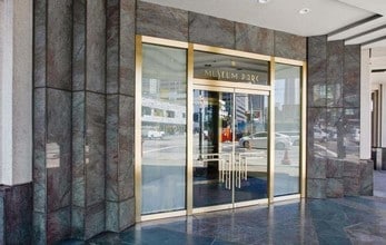 300 3rd St-Unit -520 in San Francisco, CA - Building Photo - Building Photo