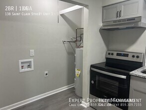 138 St Clair St in Versailles, KY - Building Photo - Building Photo