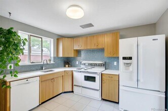 2205 W Arkansas Ave in Denver, CO - Building Photo - Building Photo