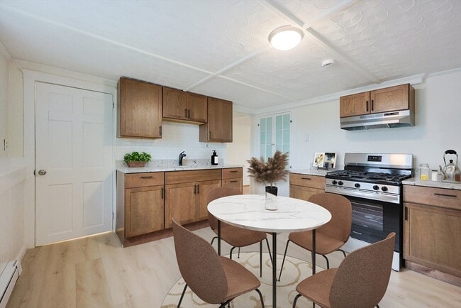 property at 21 Harris St