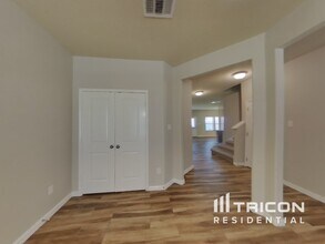 9731 Marbach Crest in San Antonio, TX - Building Photo - Building Photo