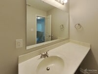 818 Westpointe Dr photo'