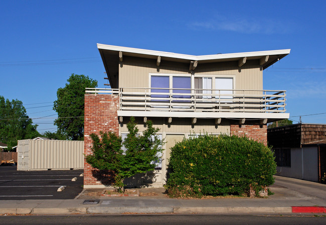 925 N Fulton St in Fresno, CA - Building Photo - Building Photo