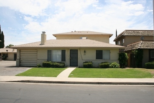 3849 Soranno Ave in Bakersfield, CA - Building Photo