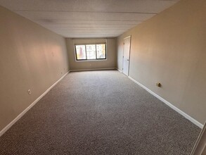 85 Brainerd Rd, Unit 307 in Boston, MA - Foto de edificio - Building Photo