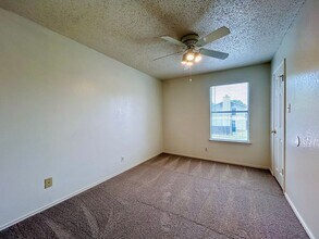9300 Kempler Dr in Austin, TX - Building Photo - Building Photo