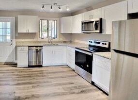 840 W Chatham St in Cary, NC - Building Photo