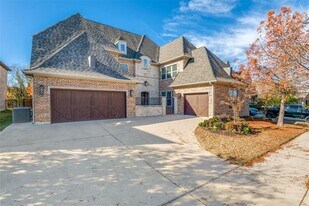 8127 Shackelford Dr in Frisco, TX - Building Photo