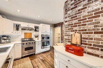 1000 N Monaco St Pkwy in Denver, CO - Building Photo - Building Photo
