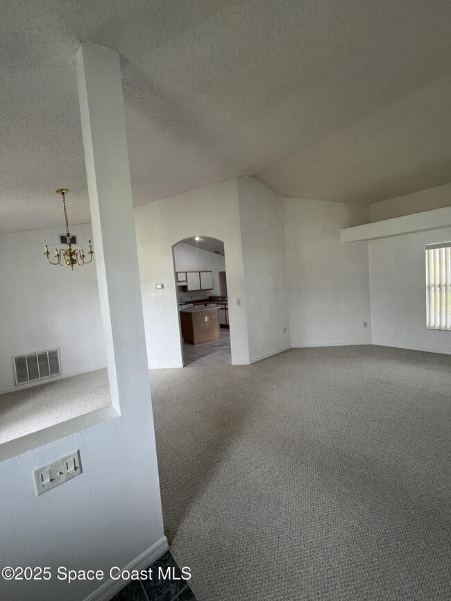 1213 Old Millpond Rd in Melbourne, FL - Building Photo - Building Photo