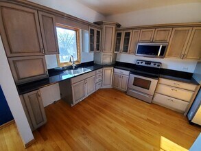 9207 Gerritsen Ave in Brookfield, IL - Building Photo - Building Photo