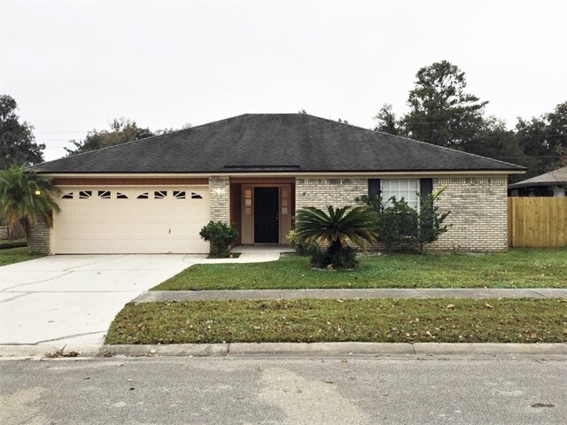 7212 Glendyne Dr S in Jacksonville, FL - Building Photo