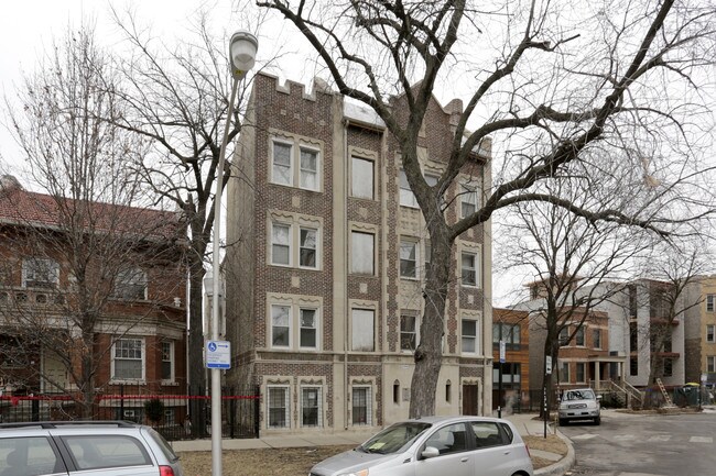 2938 W Palmer St in Chicago, IL - Foto de edificio - Building Photo