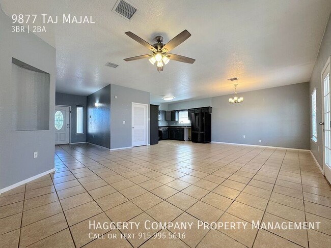 9877 Taj Mahal St in El Paso, TX - Building Photo - Building Photo