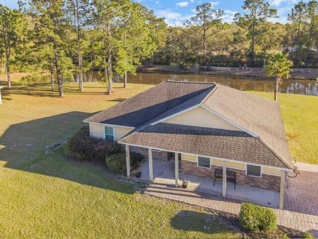 104 Pilothouse Ct in Palatka, FL - Building Photo