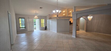 703 W 7th St in Lehigh Acres, FL - Building Photo - Building Photo
