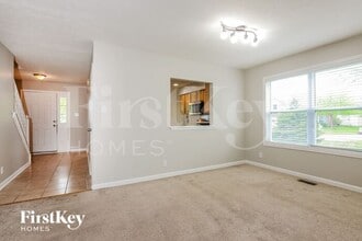 7928 Midlothian Way in Indianapolis, IN - Building Photo - Building Photo