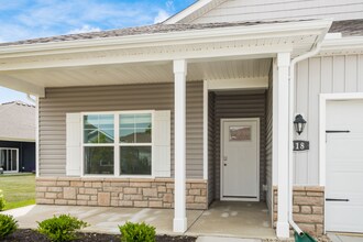 418 Helena Dr in Plain City, OH - Building Photo - Building Photo
