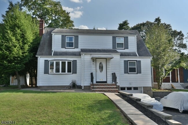 176 Harding Pl