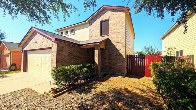 11110 Borrado Drive in Laredo, TX - Building Photo - Building Photo