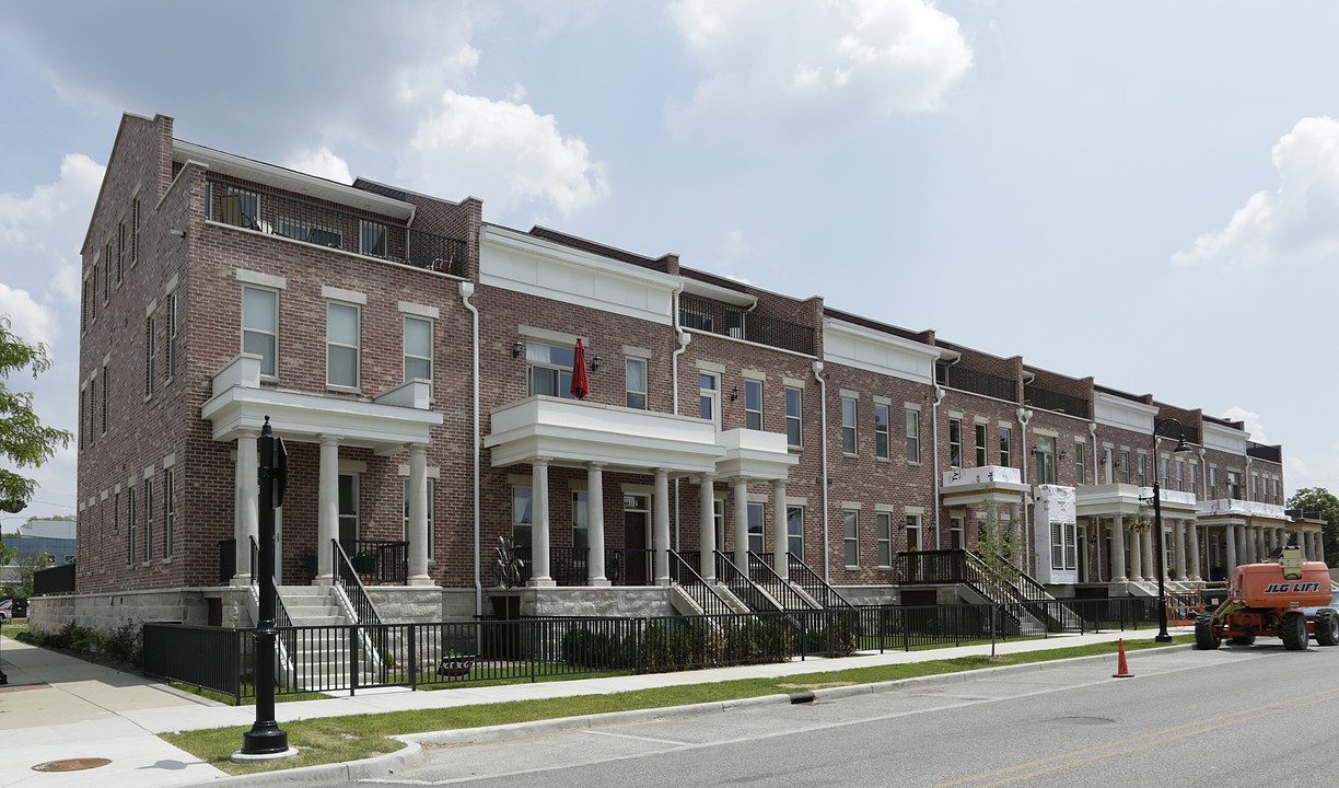 River Race Townhomes in South Bend, IN - Building Photo