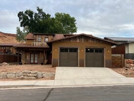 1286 Dream Dr in Moab, UT - Building Photo