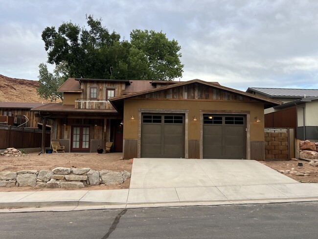property at 1286 Dream Dr