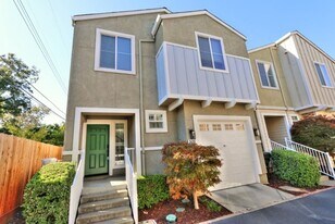 3428 Trio Ln in Sacramento, CA - Building Photo